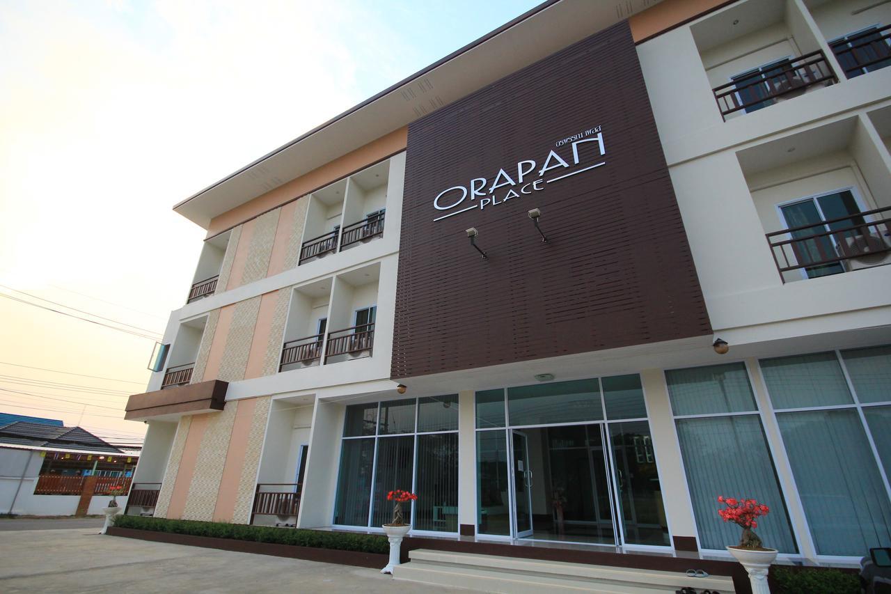 Orapan Place Lampang Eksteriør billede
