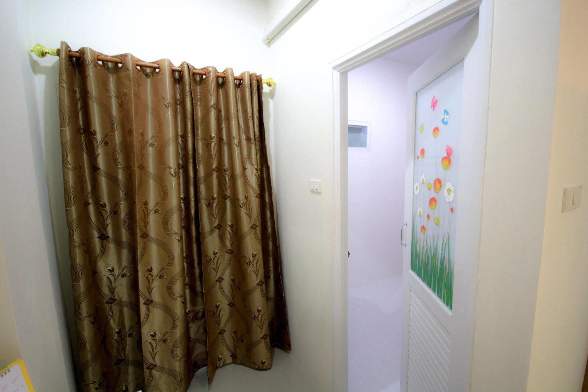 Orapan Place Lampang Eksteriør billede