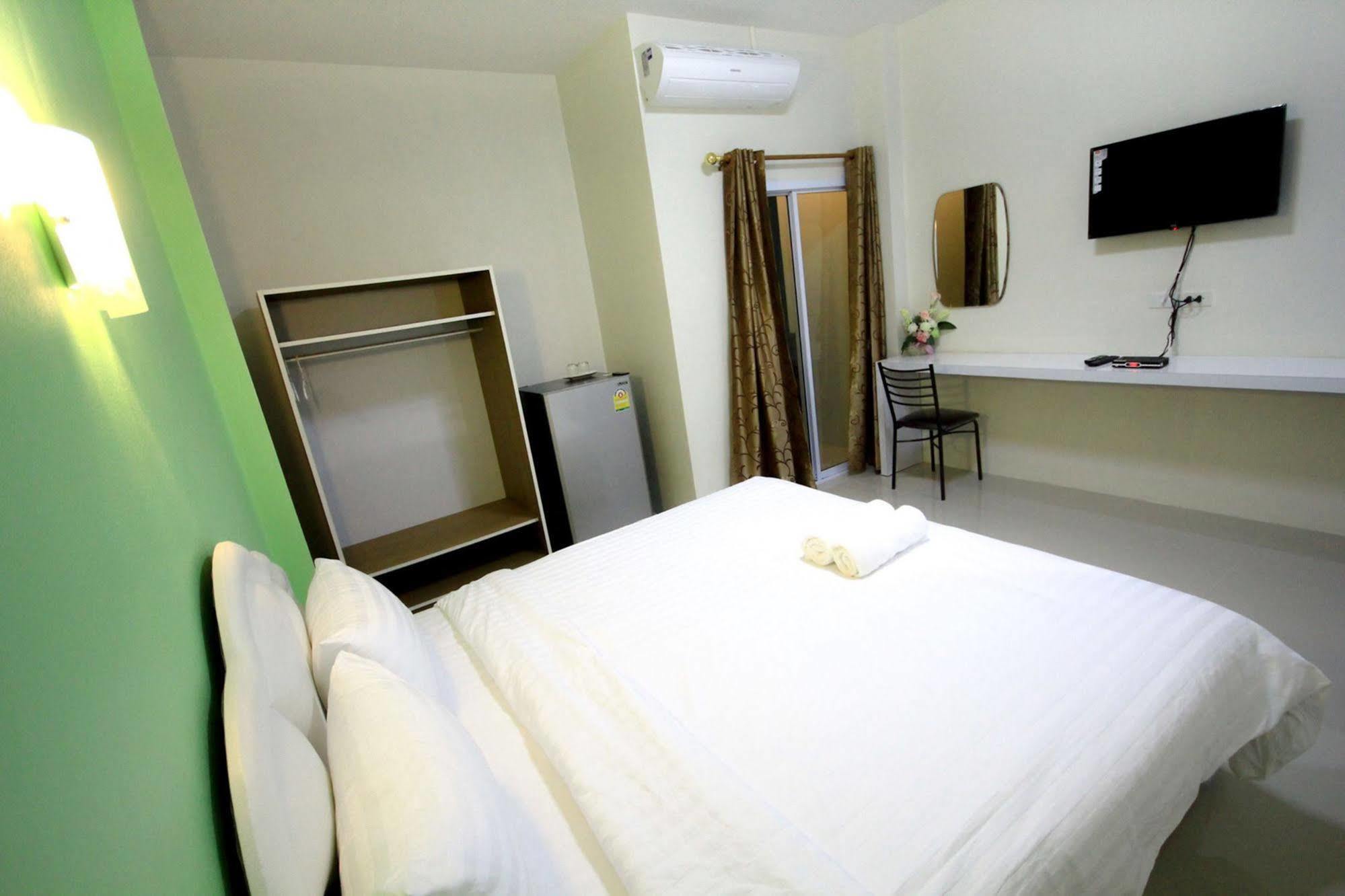 Orapan Place Lampang Eksteriør billede
